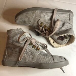 Toms grey lace up ankle lined sneakers.  Good used condition
